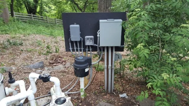 Outdoor pool control installation
